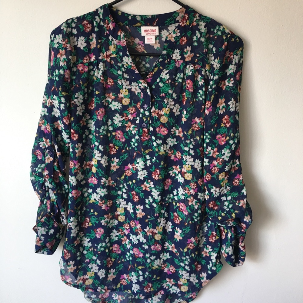 floral shirt